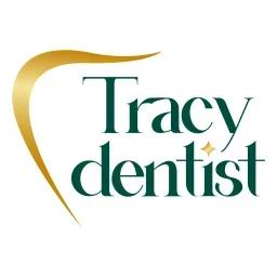 Logo Nha khoa Tracy