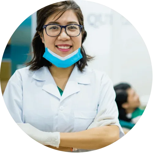 Nha sĩ Nguyễn Thúy Nga