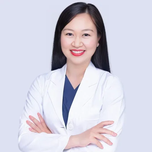Nha sĩ Thanh Huyền