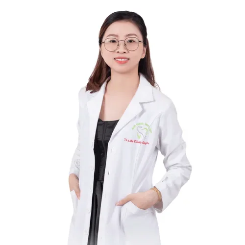 Nha sĩ Trần Thảo Quyên